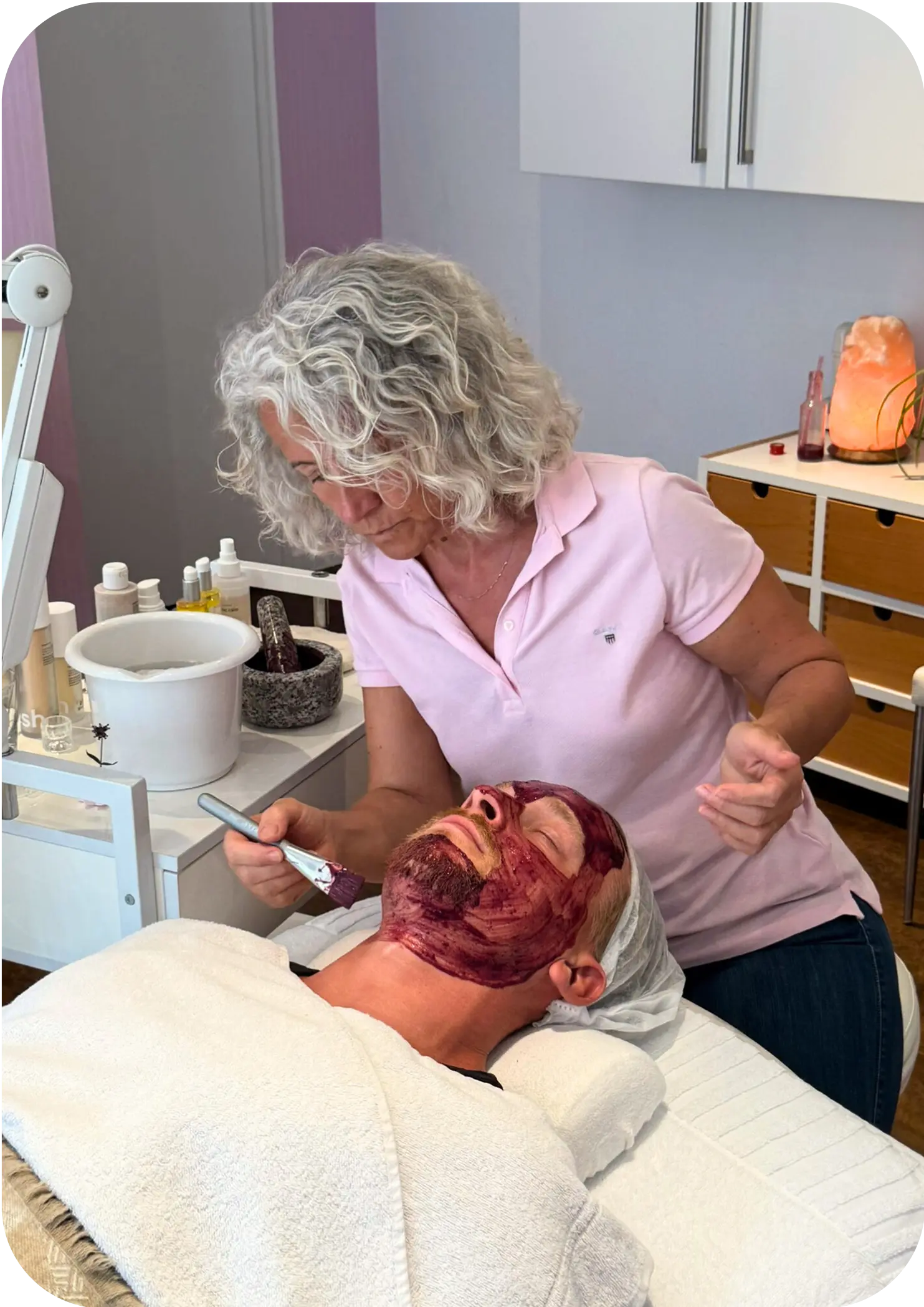 Gesichtsbehandlung mit Naturkosmetik in Greven